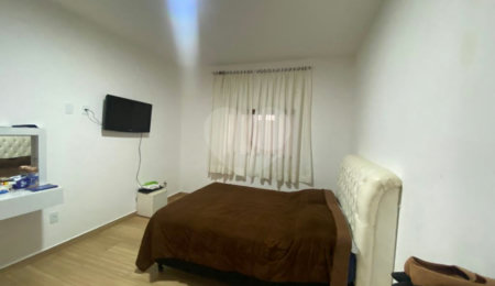 Casa à venda com 3 quartos, sendo 1 suíte, em Jardim das Torres Prolongamento, São Carlos, SP