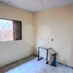 Casa ampla em bairro tranquilo – excelente oportunidade para morar ou investir!