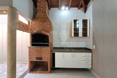 Casa à venda próxima ao SESC com 3 suites