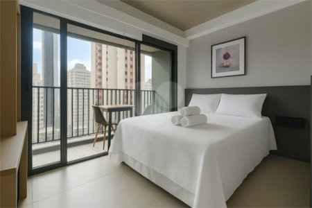 Apartamento com 18 m², 1 quarto, à venda na Bela Vista