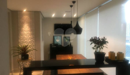 Apartamento à venda com 3 suítes em Vila Bertioga, São Paulo, SP