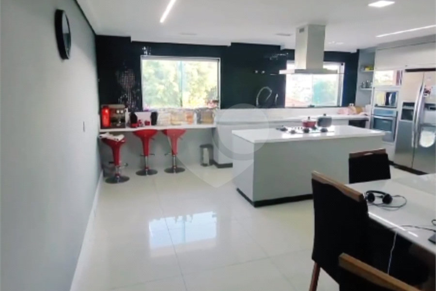 Sobrado à venda com 3 suítes em Pirituba, São Paulo, SP