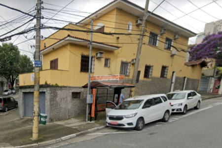 Sobrado comercial para locação em Perdizes | 160m² | 2 Andares | 7 Salas