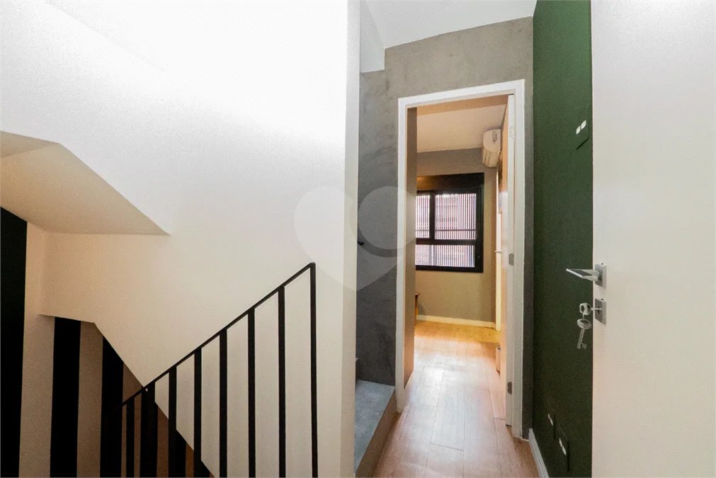 Casa em Condomínio | 98,40 m² | 2 Suítes | Rooftop com Jacuzzi | 2 Vagas | Porteira Fechada