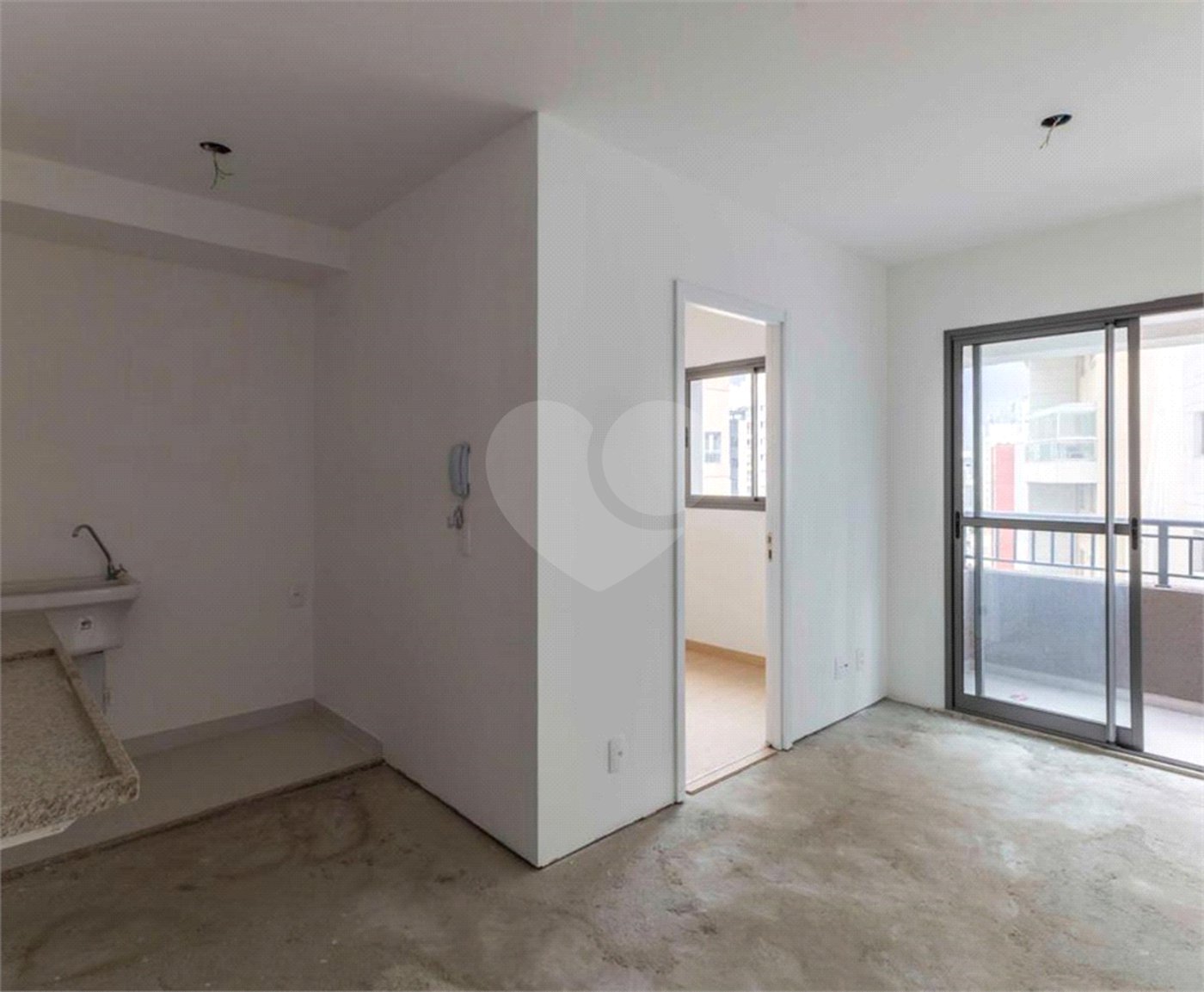 Apartamento de 37m² com 2 dormitórios.