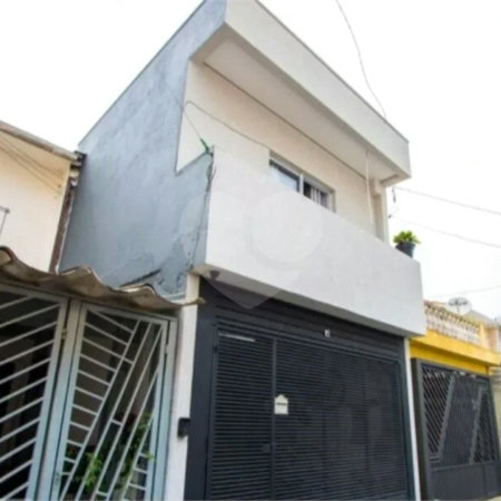 Sobrado com 150m² , 3 dormitórios , sendo 1 suíte , 1 vaga , à venda no centro de Santo André.