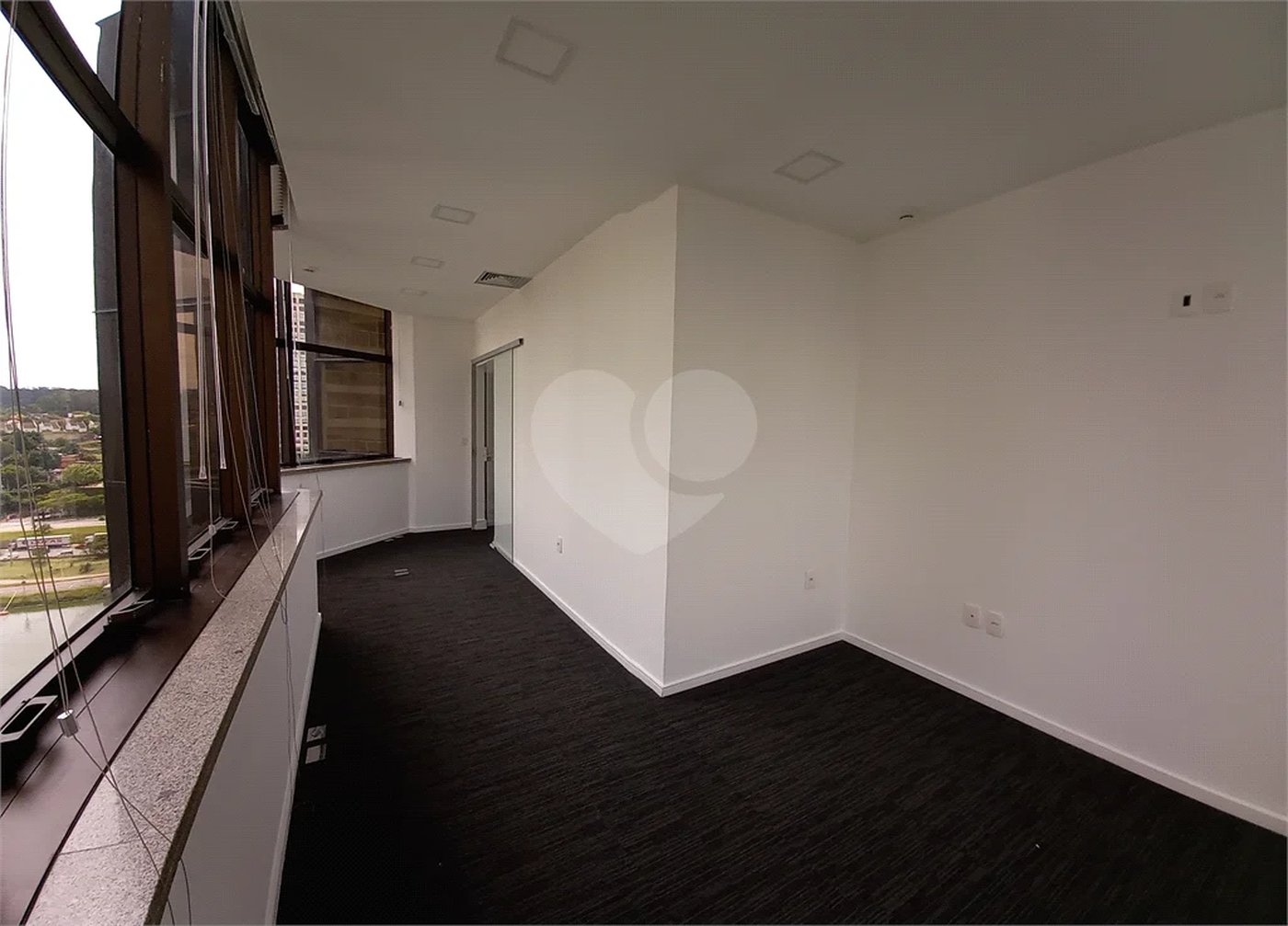 SALA COMERCIAL - BERRINI EXCELENTE PARA CONSULTÓRIOS E ESCRITÓRIO