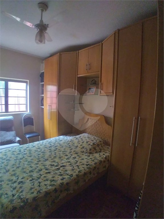 Casa + salão comercial na Vila Vista Alegre