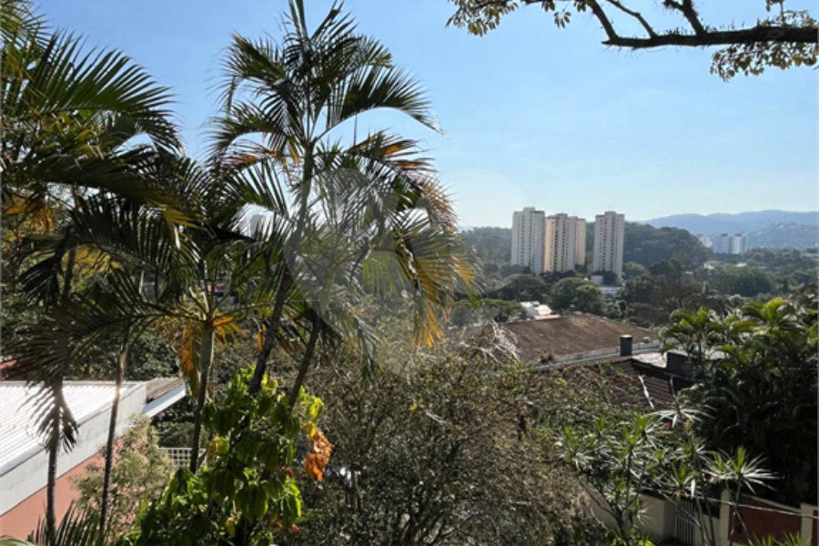 Sobrado à venda com 3 suítes em Tremembé, São Paulo, SP