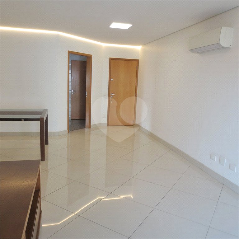 Excelente Apto Reformado na V.Mariana - 4 Quartos/1 Suíte/3 Vagas