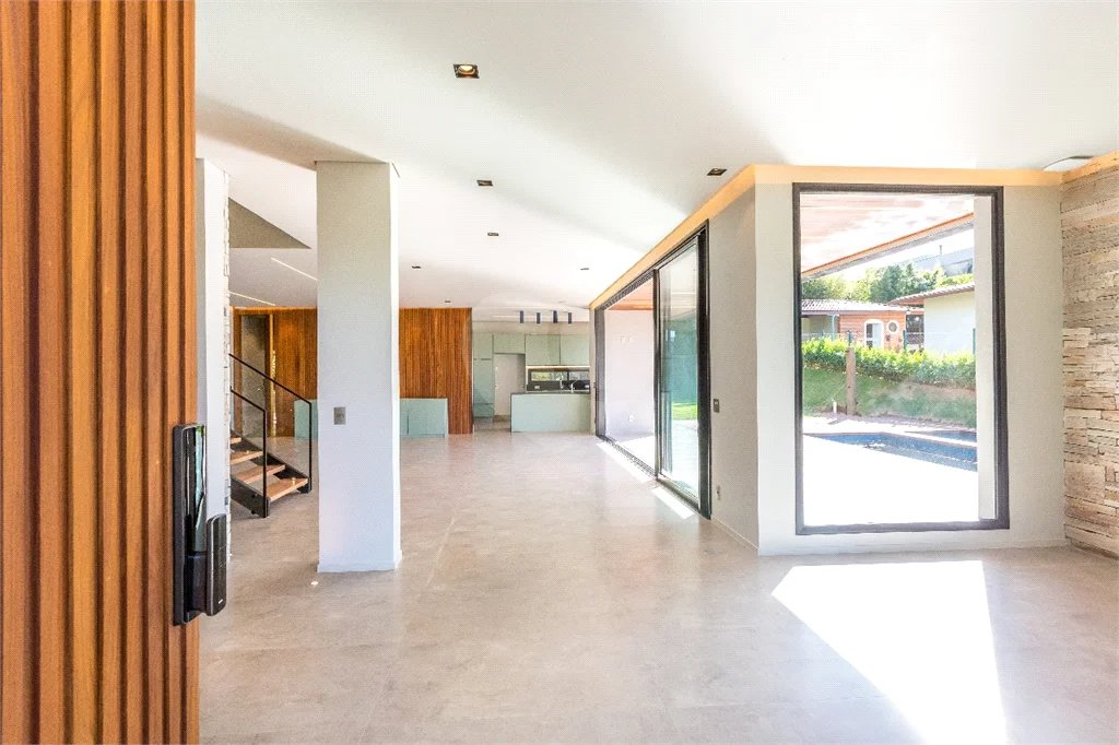 Casa à venda com 4 suítes no condomínio Jardim das Palmeiras, Bragança Paulista - SP