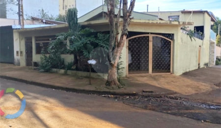 Casa à venda com 3 quartos em Parque Santa Felícia Jardim, São Carlos, SP