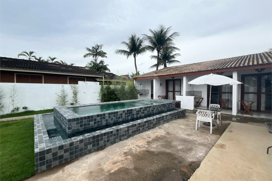 Casa à venda com 4 suítes em Morada da Praia, Bertioga, SP