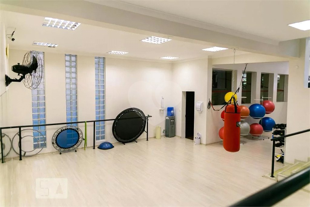 APTO 4 DORM (SUÍTES) E 5 GARAGENS NA SAÚDE