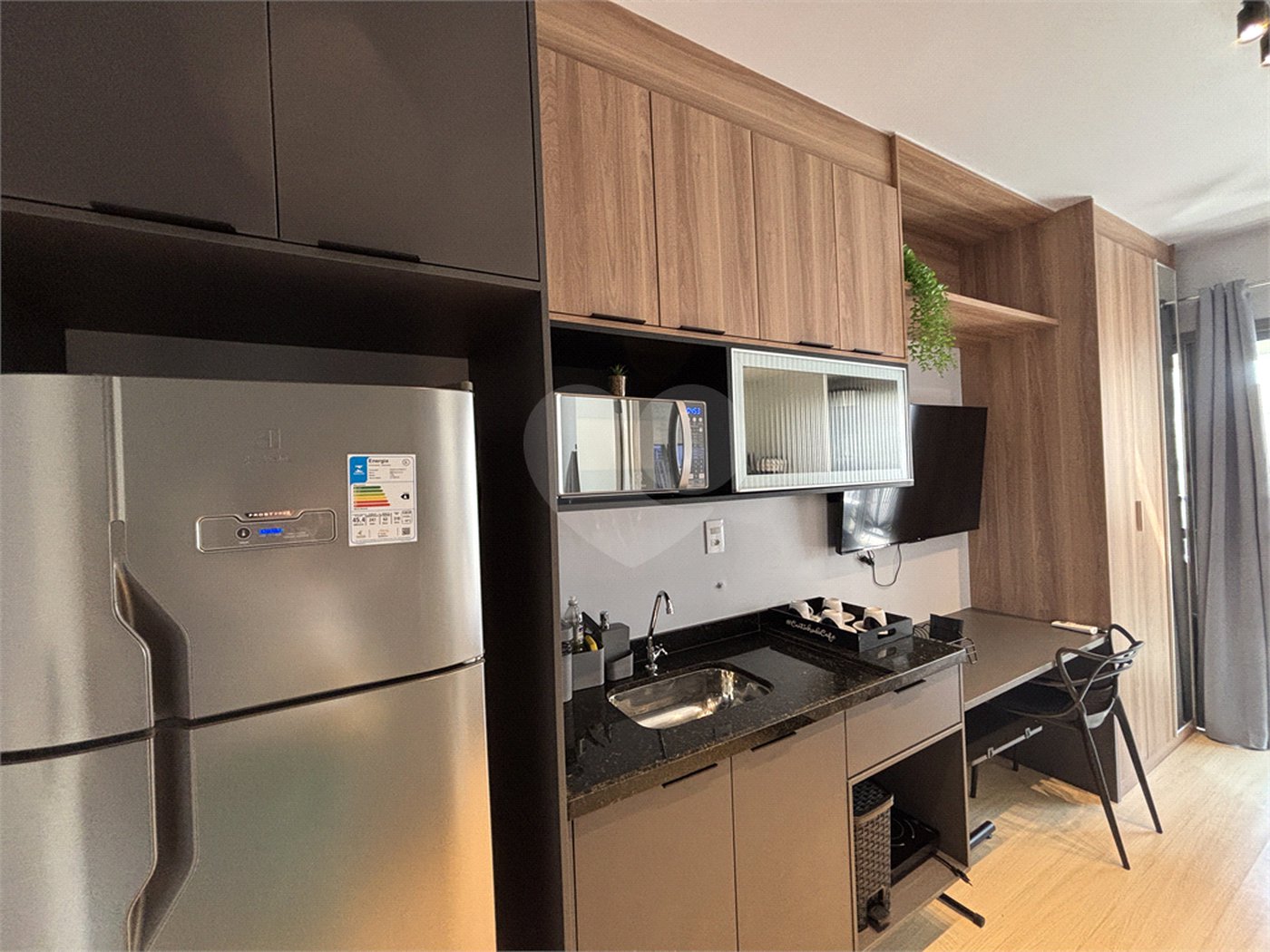 LINDO STUDIO COM 25M² A VENDA NA REGIÃO DA CONSOLAÇÃO!
