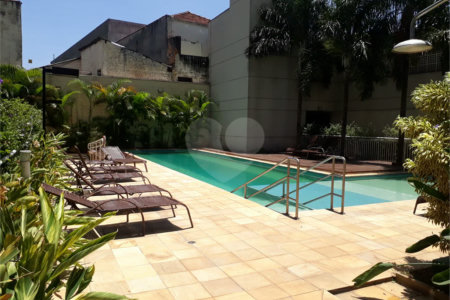 Ótimo apartamento Na rua Newton Prado no Bom Retiro