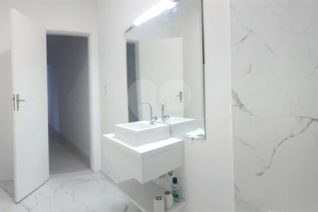 Apartamento com dois dormitórios na Bela Vista