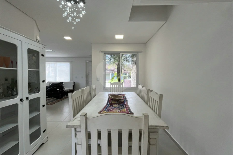 Casa à venda ou para alugar com 3 suítes em Morada da Praia, Bertioga, SP