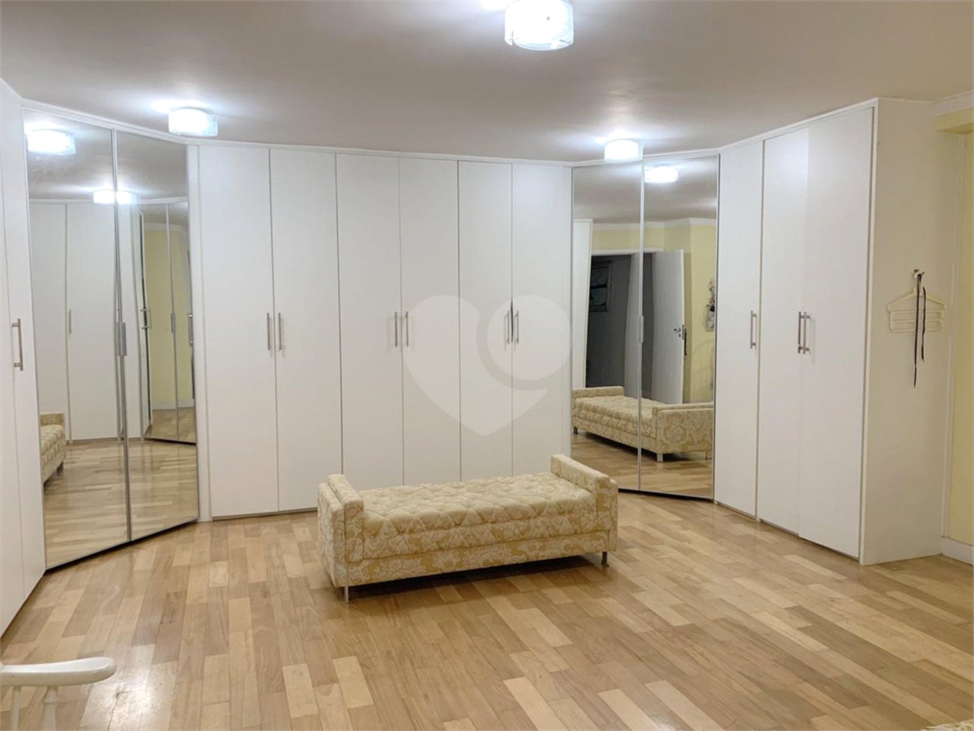 Apartamento à venda com 4 suítes em Alto da Boa Vista, São Paulo, SP