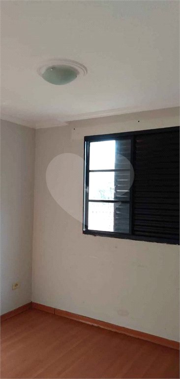 Apartamento no Condomínio Residencial Bela Vista I .