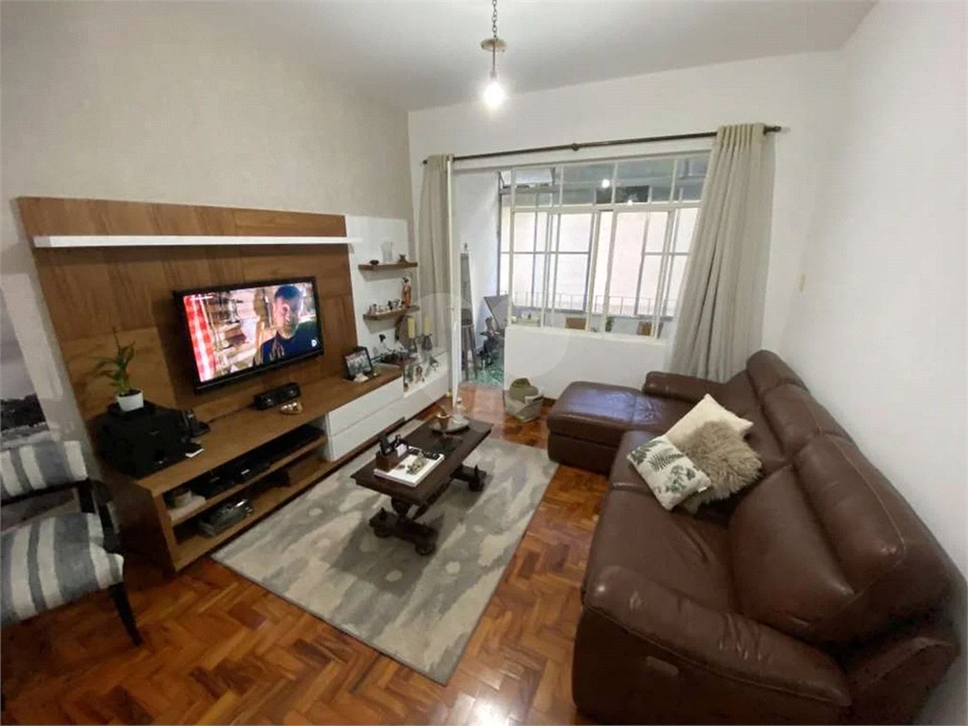 Excelente Apto na Bela Vista c/135m2 úteis - 2 Quartos/2 Banheiros/sem vaga