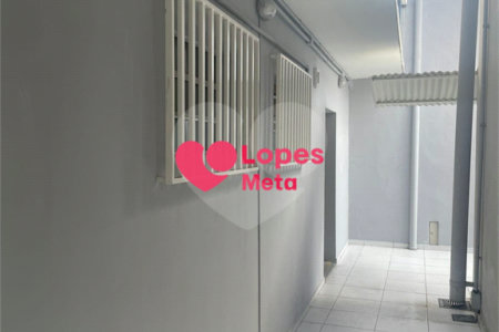 Loja Ponto Comercial em Vila Industrial, São José dos Campos/SP.