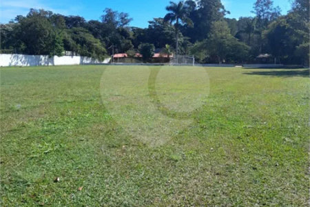 Chalé à venda em Atibaia 140m²– Condomínio fechado com lazer completo