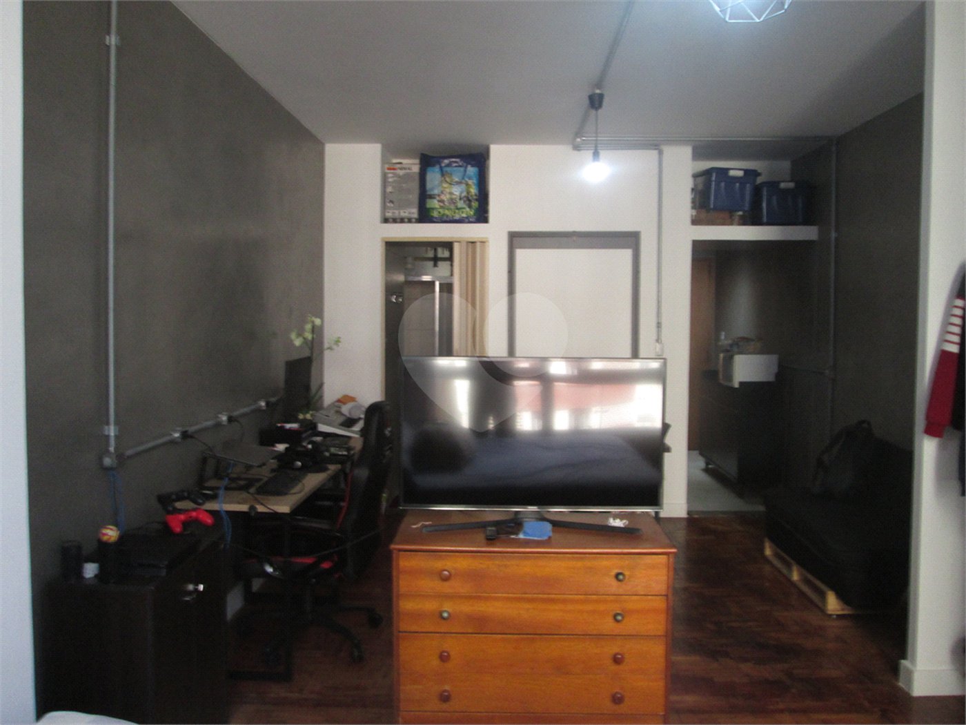 APARTAMENTO TODO REFORMADO!! 1 dormitório. Bairro da Bela Vista. Área Útil: 36 m².