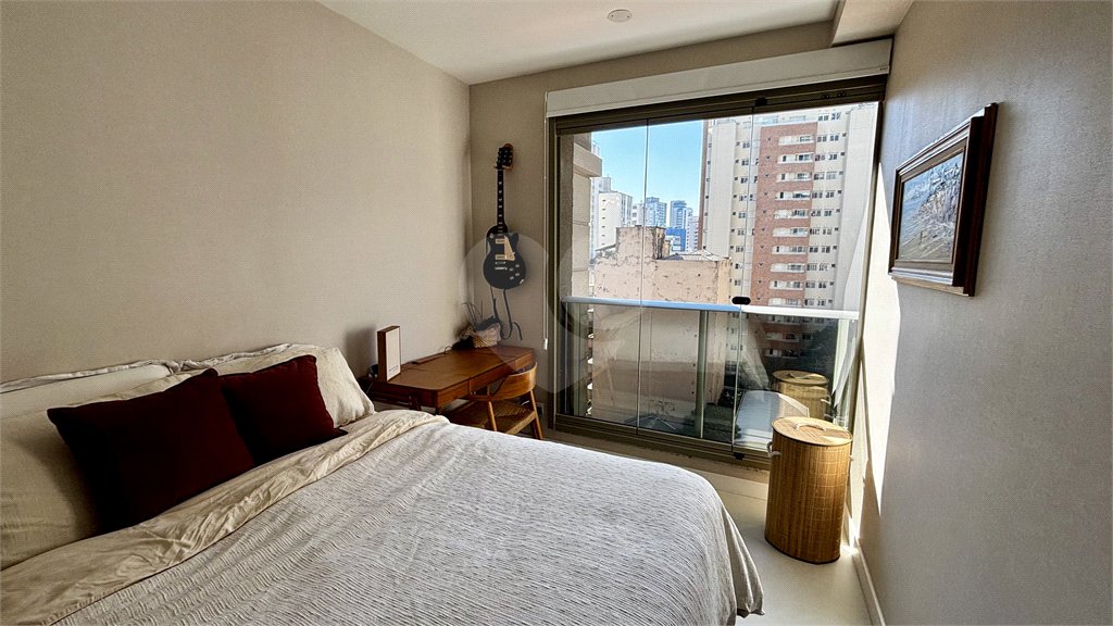 Apartamento novo na Vila Mariana com 38m², 1 vaga e próximo ao metrô.