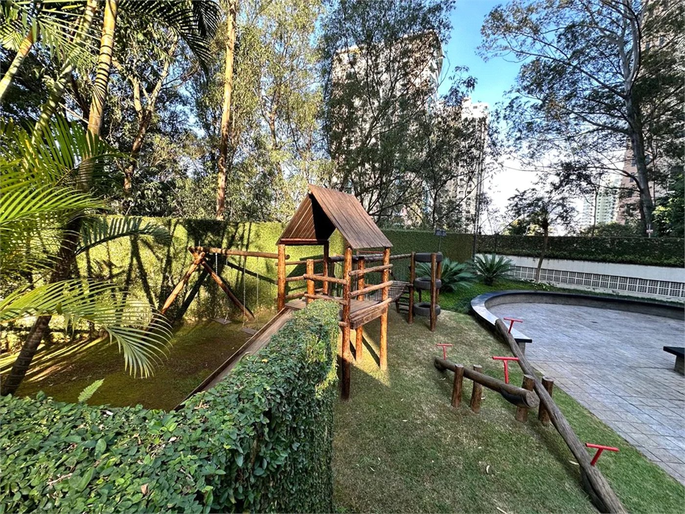 Apartamento à venda com 2 suítes em Vila Andrade, São Paulo, SP