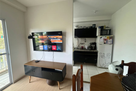 Apartamento de 49m2 á venda, no Parque das Oliveiras, em São Carlos.