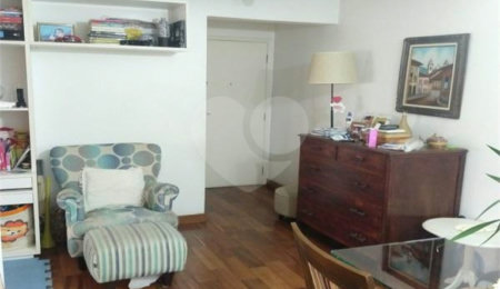 Apartamento à venda com 2 quartos, sendo 1 suíte,  em Vila Nova Conceição, São Paulo, SP