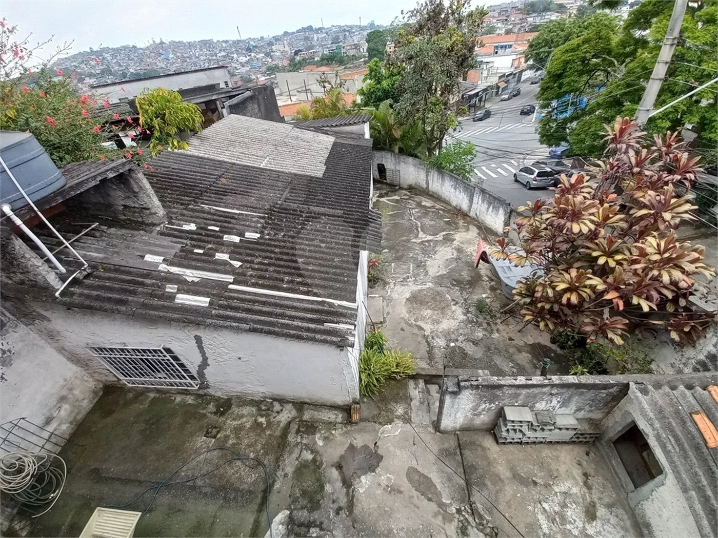 Casa de 292m² de terreno à venda - Vila Pirajussara
