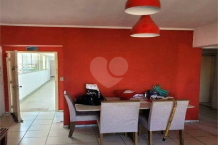 Apartamento a venda no bairro da Mooca, São Paulo.