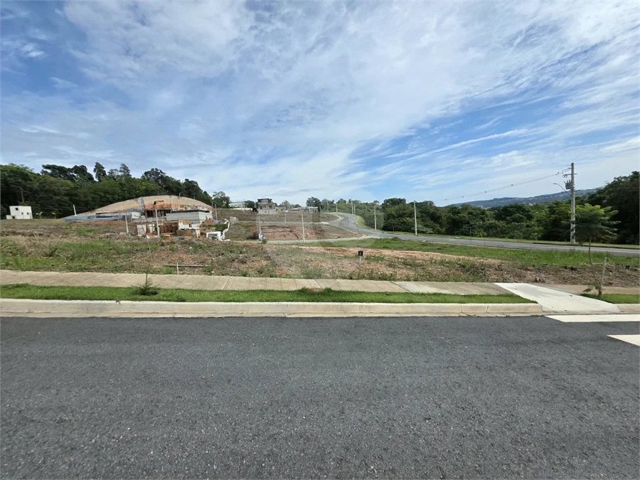 Terreno / Lote a Venda no Condomínio Residencial San Lucca em Vinhedo/SP