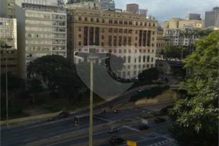 Studio / Kitnet No Centro em Frente ao Metrô