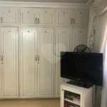Sobrado com 363m² à venda no Alto da Moóca - 3 suítes e 6 vagas.