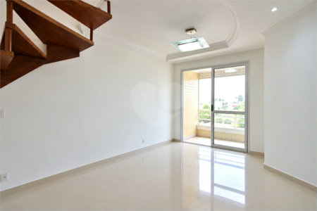 Cobertura duplex no Centro de São Bernardo do Campo, com 3 suítes, hidromassagem, mini spa, área gourmet e 2 vagas de garagem. Aceita permuta por apartamento de menor valor.