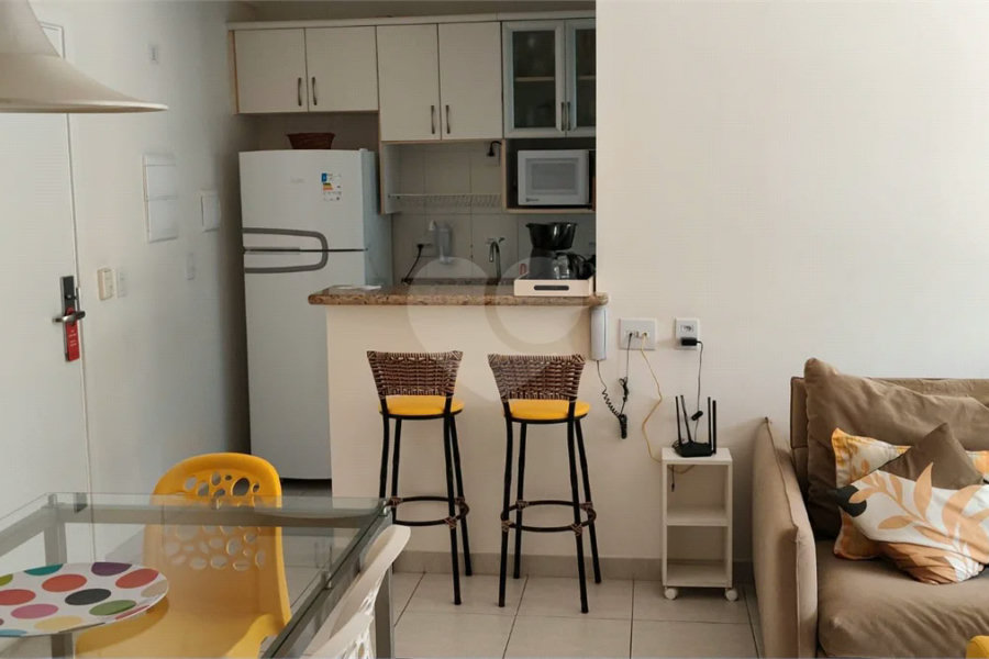 Apartamento à venda com 2 quartos, sendo 1 suíte,  em Riviera de São Lourenço, Bertioga, SP