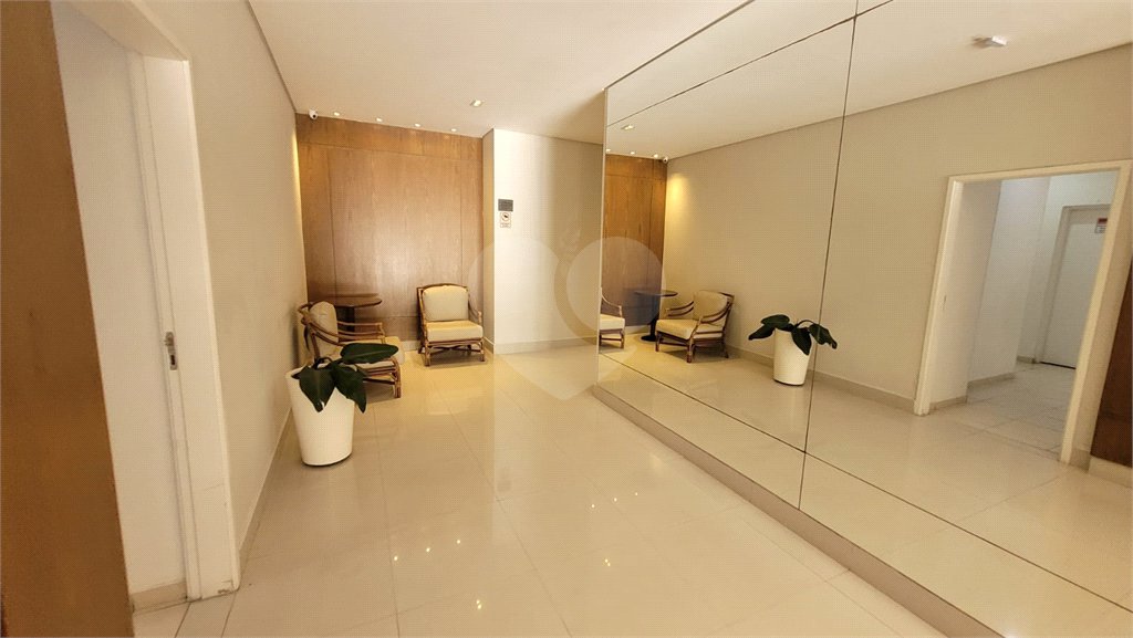 Apartamento à venda com 2 quartos, sendo 1 suíte, em Morumbi, São Paulo, SP