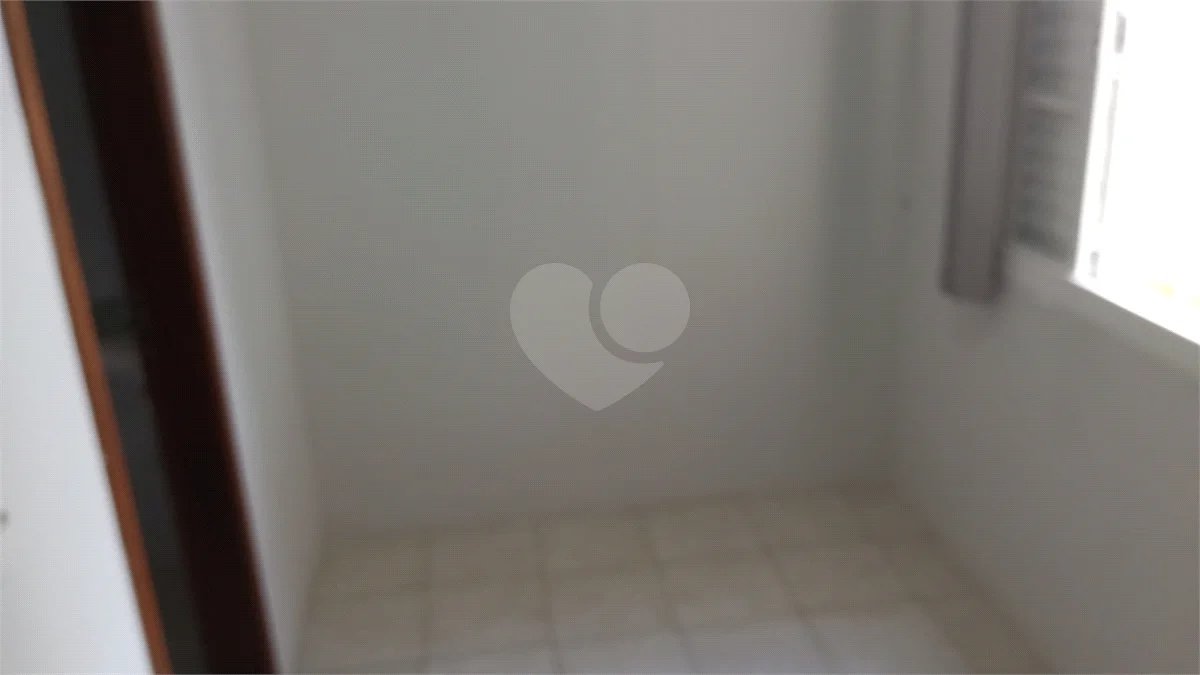 Sobrado amplo com 3 dormitorios e area de lazer a venda