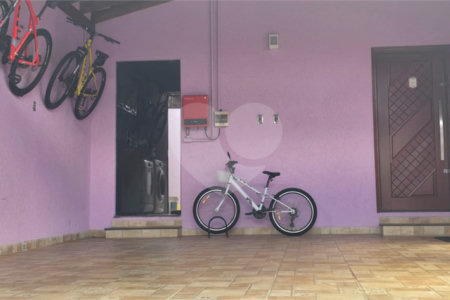 Casa á venda no bairro Itamarati