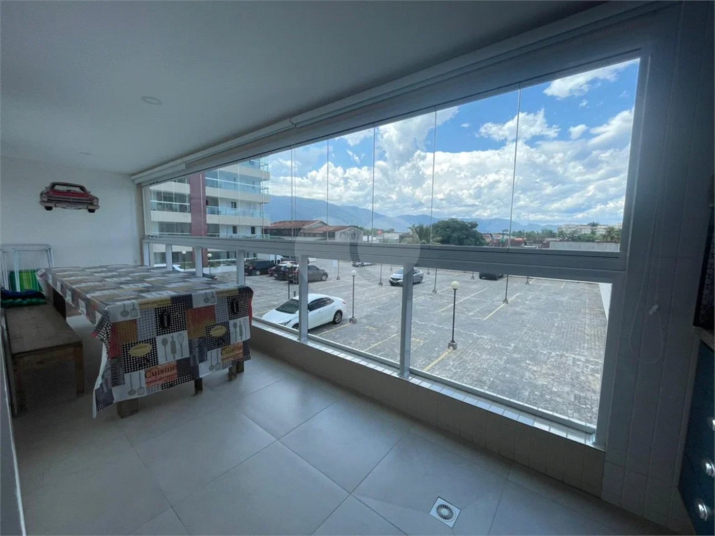 Apartamento para alugar com 2 quartos, sendo 1 suíte, no Centro, Bertioga, SP