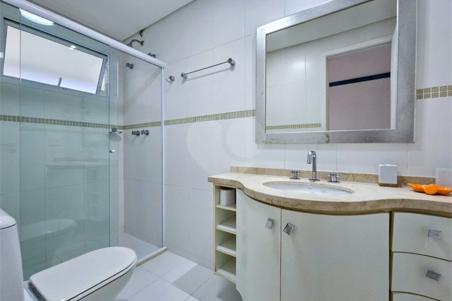 Apartamento à venda com 4 suítes em Riviera de São Lourenço, Bertioga, SP