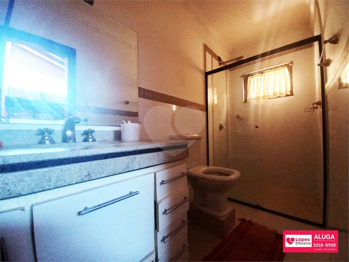 Linda casa com piscina localizada no melhor condomínio de Hortolândia - Green Park.