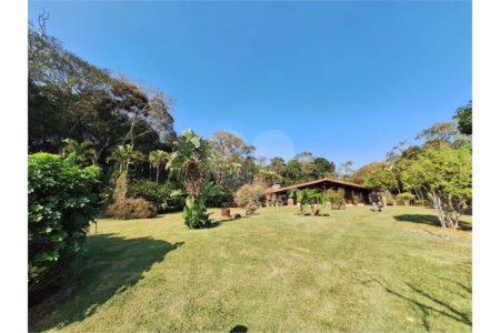 Sítio à venda com 3 quartos, sendo 1 suíte, em Gabriel Piza, São Roque, SP