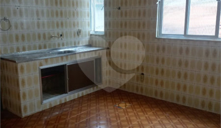 Casa à venda com 2 quartos, sendo 1 suíte,  no Centro, Mangaratiba, RJ