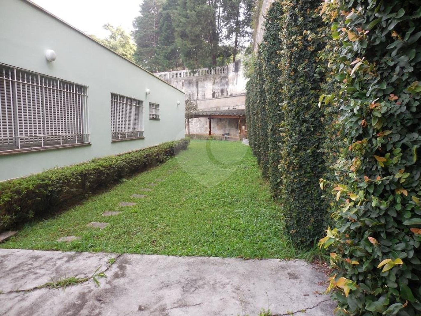 JARDIM FRANÇA MARAVILHOSA RESIDENCIA térrea à venda com imenso espaço verde!!