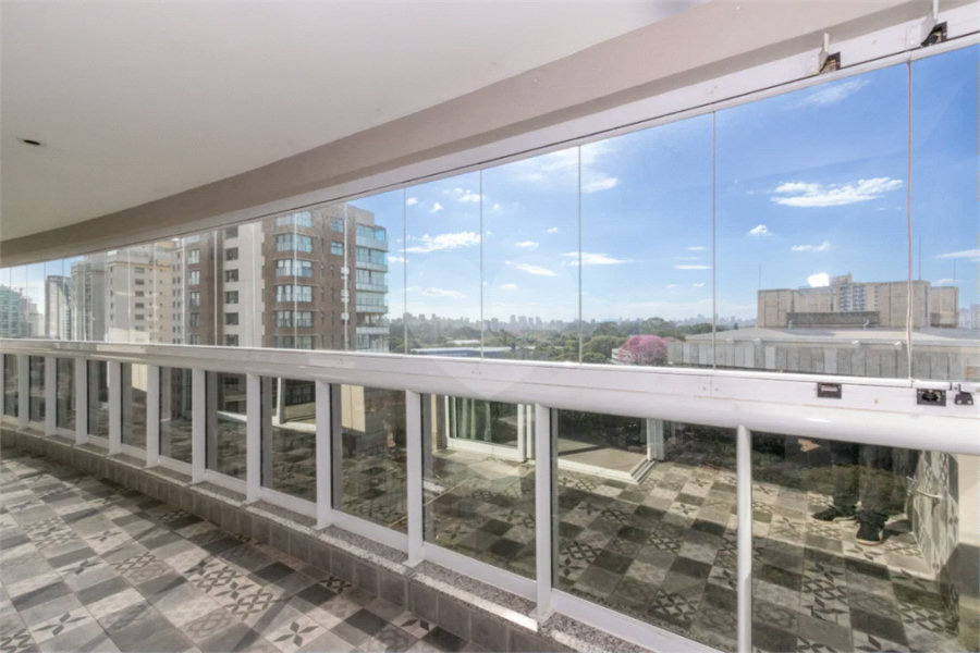 Vila Clementino - 161 m² | 2 dormitórios, com possibilidade de 3 | suíte master | 3 vagas | depósito