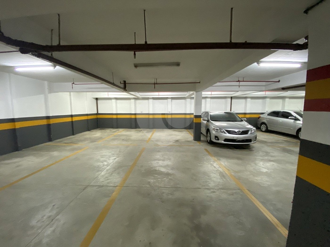 Conjunto comercial com 146m², 3 vagas, à venda no Brooklin